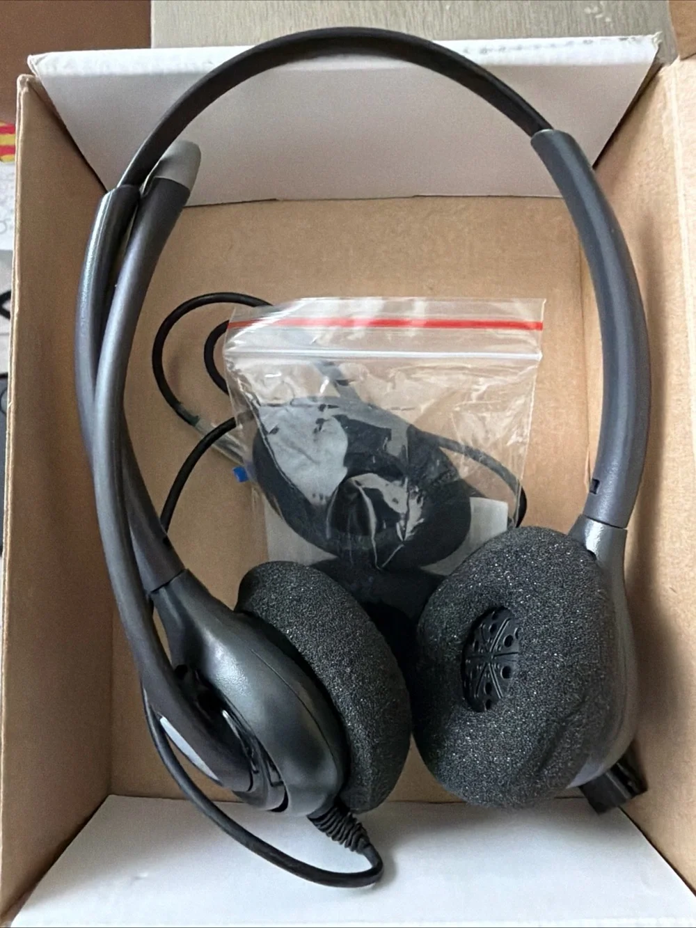 HW261N Black On-Ear Computer Headset with Boom Microphone